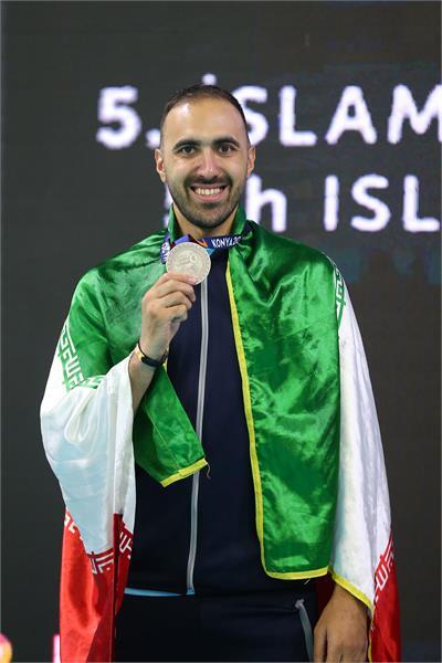 پاکدامن نماینده ایران در مراسم حمل مشعل بازیهای آسیایی شد پاکدامن نماینده ایران در مراسم حمل مشعل بازیهای آسیایی شد