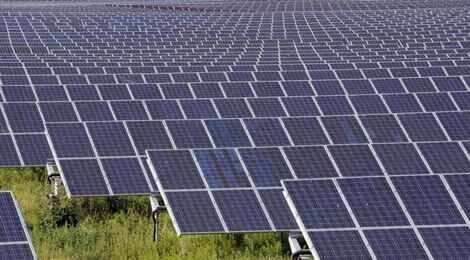 ساخت ۳۰ نیروگاه خورشیدی بربام منازل کاشانی‌ها