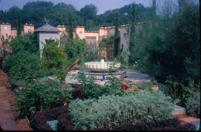 طراحی فضای سبز با باغ قرآنی و باغ اسلامی در بریتانیا