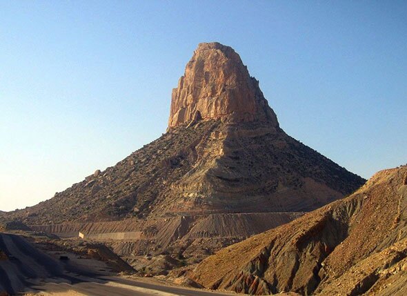 کوهی مشهور به درمانگر در ایران کوهی مشهور به درمانگر در ایران