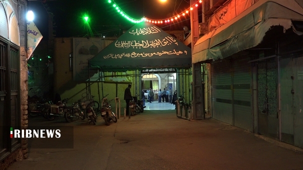 برپایی خیمه عزای سید‌الشهدا (ع) در هیئت چهل اختران قم