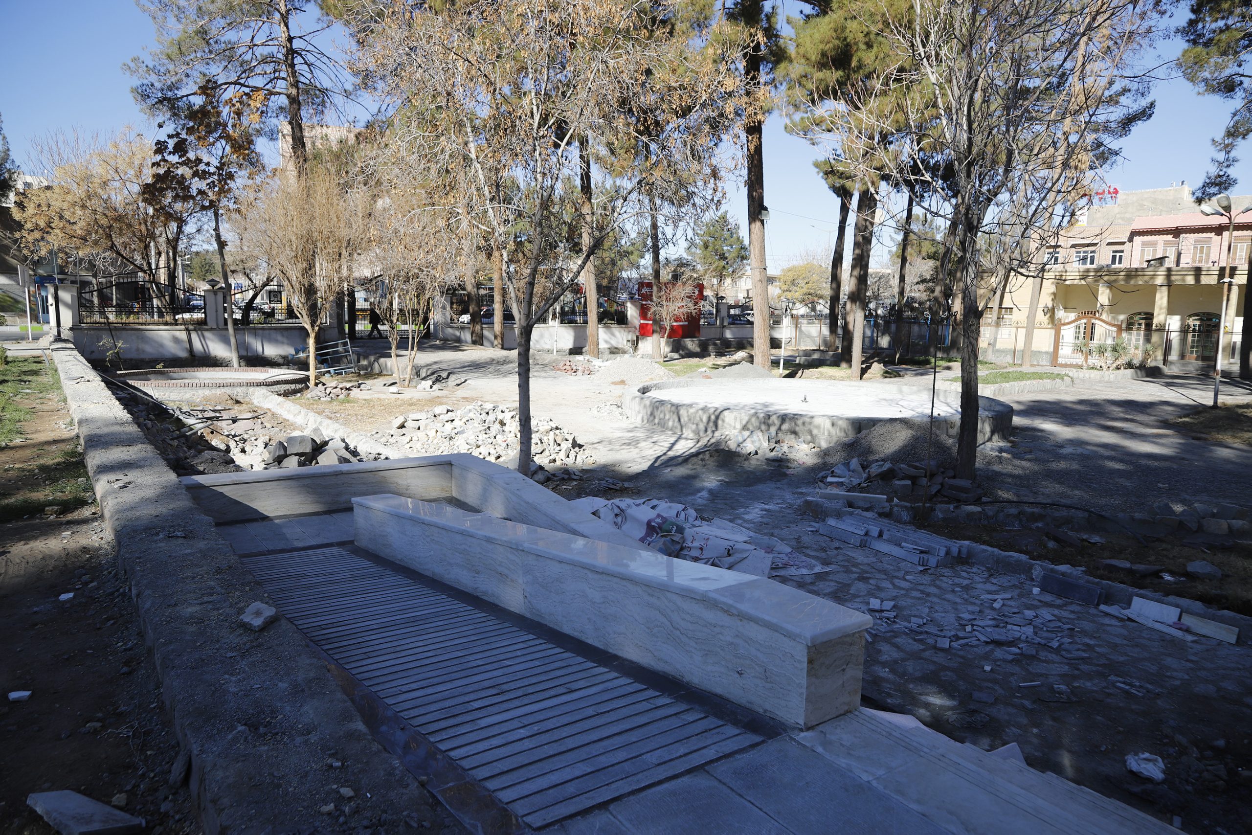 تملک املاک  میدان ابوذر در طرح باغ شهرداری و میدان اجتماعات