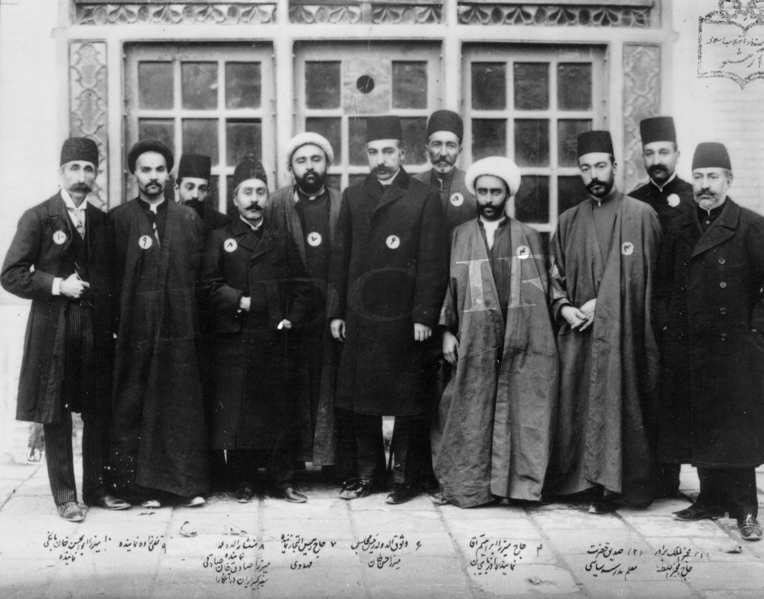 فروش ایران به ۱۳۰ هزار لیره به انگلیس