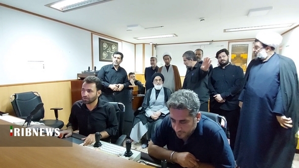 بازدید آیت الله سعیدی از روند بروزرسانی تصاویر تلویزیونی حرم حضرت معصومه (س) بازدید آیت الله سعیدی از روند بروزرسانی تصاویر تلویزیونی حرم حضرت معصومه (س)