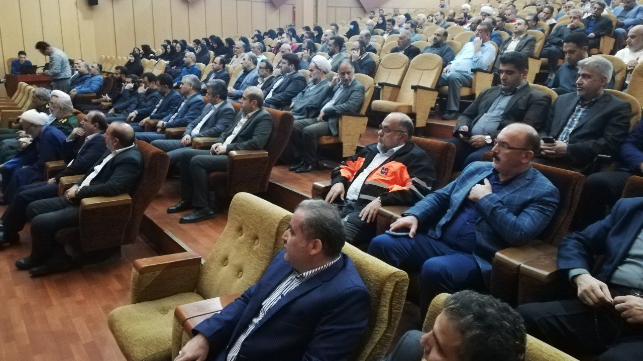 به مناسبت بزرگداشت روز کارمند