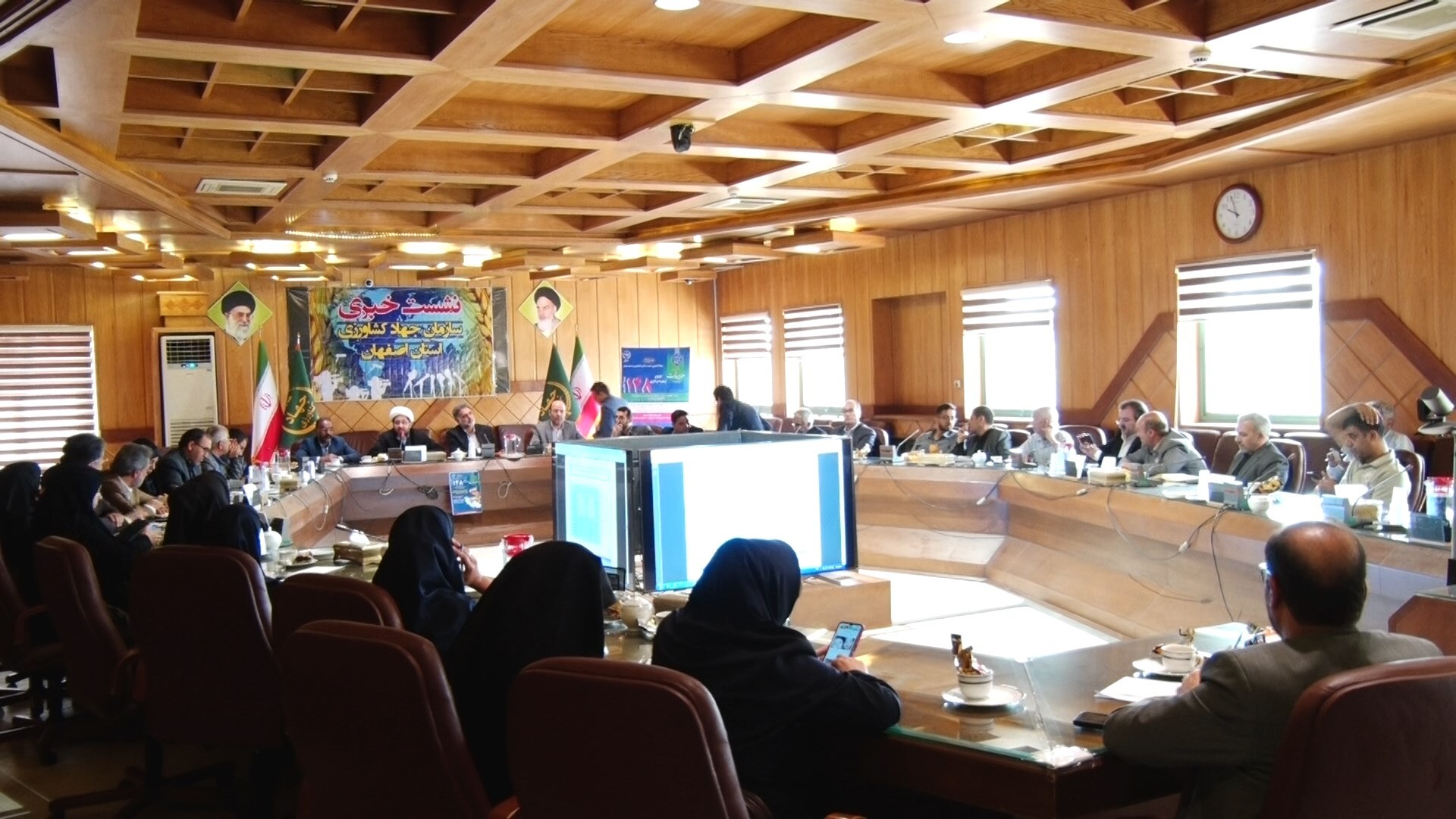 استان اصفهان رتبه اول تولید پروتئین وابسته به دام و طیور در کشور