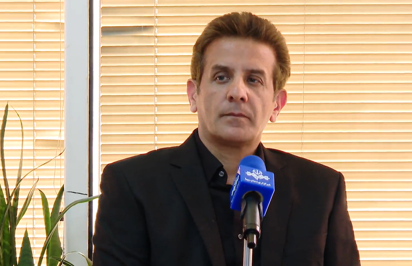 کاهش صادرات فرش ایران از ۲ میلیارد دلاربه ۵۰ میلیون دلار کاهش صادرات فرش ایران از ۲ میلیارد دلاربه ۵۰ میلیون دلار