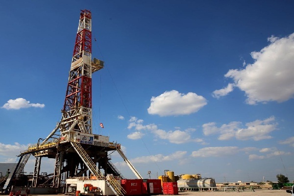 تشریح ماجرای جابجایی دکل نفتی در محدوده اهواز-هفتکل+فیلم