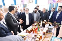 بازدیداستاندار آذربایجان غربی  از دو واحد تولیدی در ارومیه