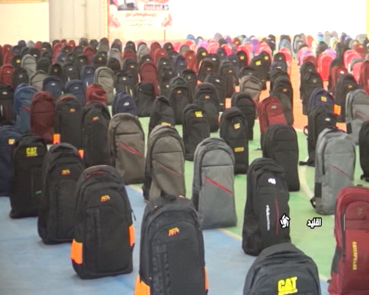 مهربانی با دانش آموزان نیازمند در اقلید مهربانی با دانش آموزان نیازمند در اقلید