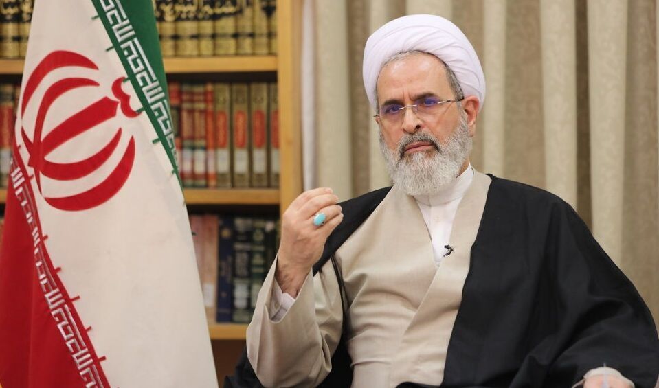 تبلیغ، یک جریان پویا، زنده و فعال است. تبلیغ، یک جریان پویا، زنده و فعال است.