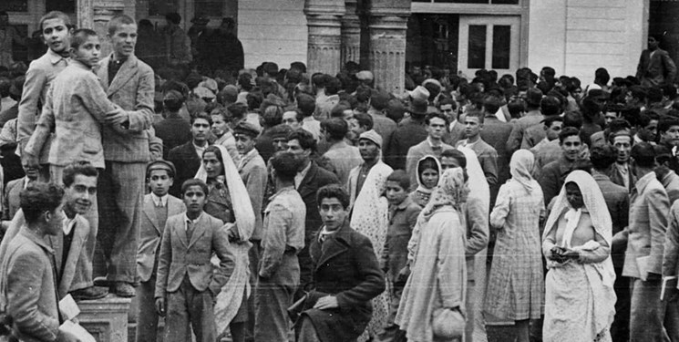 نهم آبان انقراض سلطنت قاجاریه در ایران