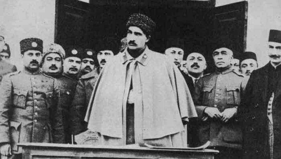 انگلیس و استفاده از رضاخان برای برکناری قاجارها انگلیس و استفاده از رضاخان برای برکناری قاجارها