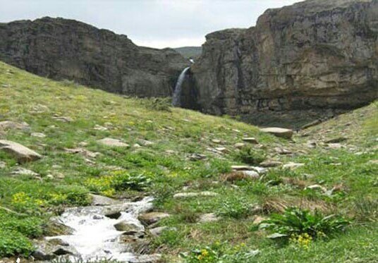 خور، روستایی با طبیعت زیبا و پیشینه تاریخی 