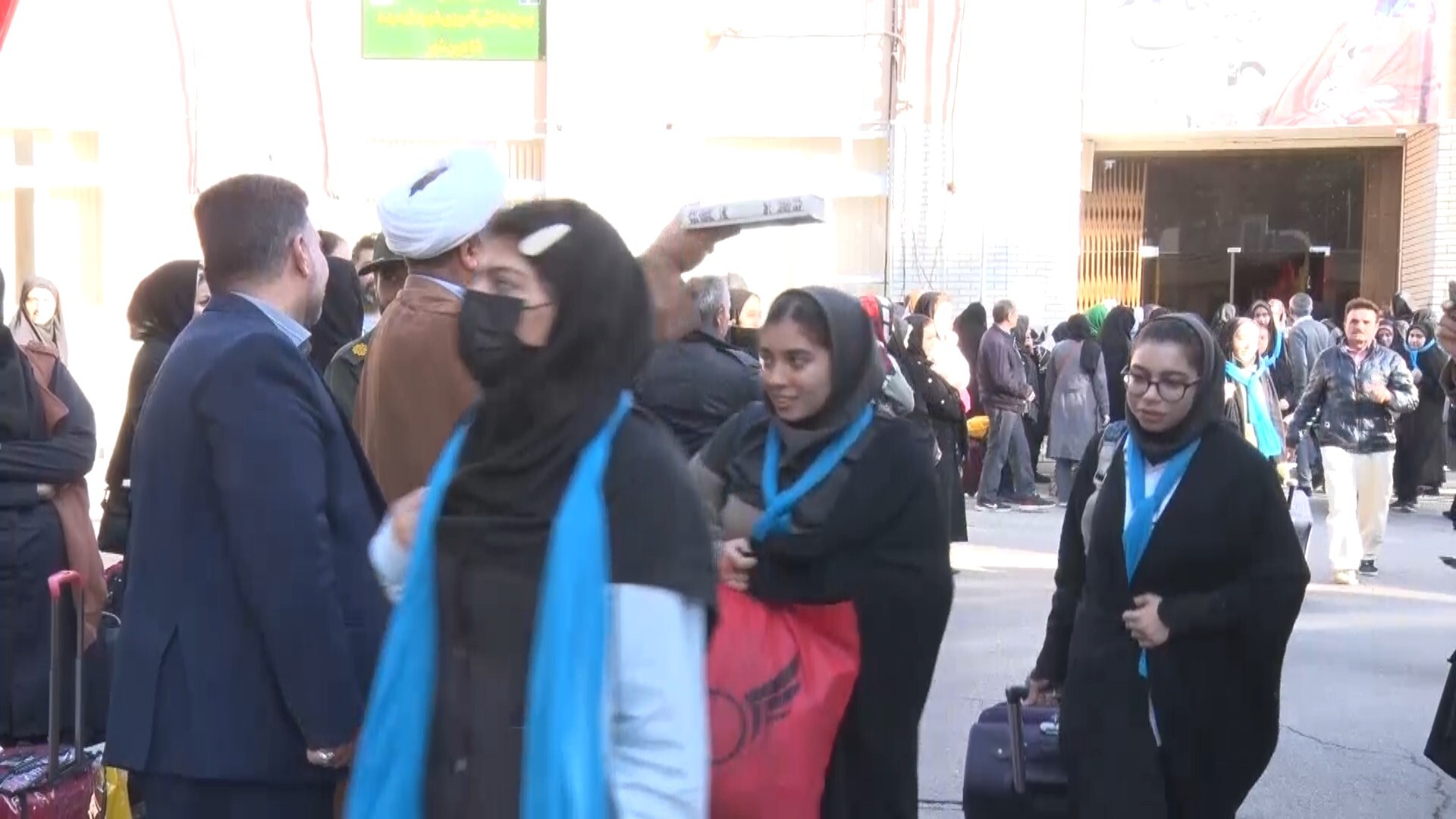 اعزام ۴۰۰ دانش آموزان دختر شاهین شهری به اردوی راهیان نور