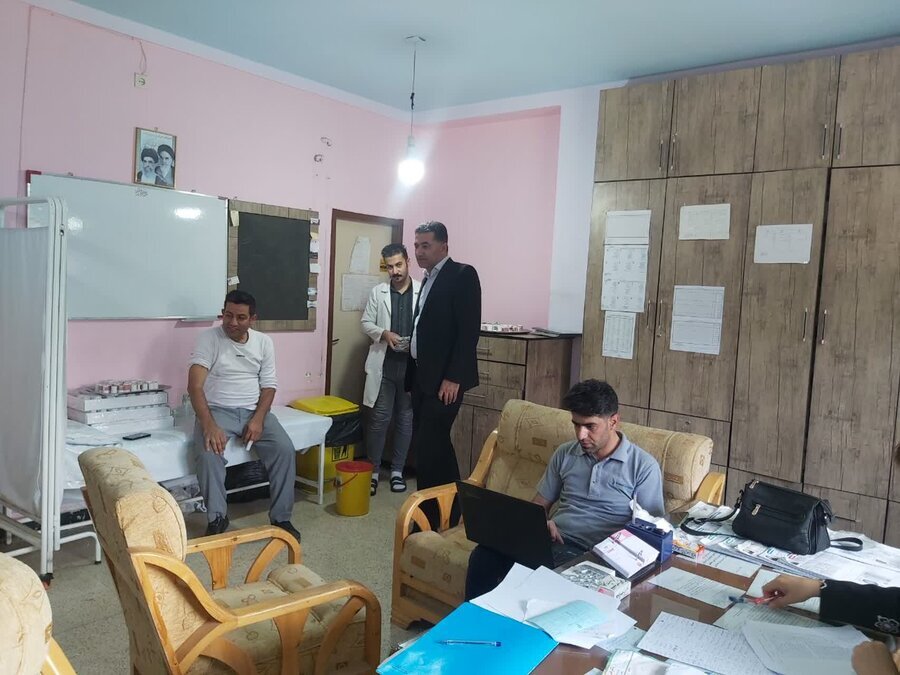 تزریق واکسن آنفلوانزا به سالمندان بوکانی