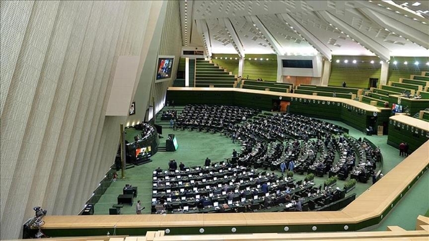 بررسی صلاحیت ۷۲۵ داوطلب انتخابات مجلس در اصفهان