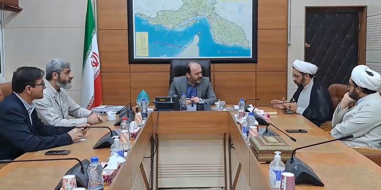 دستیار رئیسجمهور: هرمزگان از استانهای پیشرو در اردوهای روایت پیشرفت است دستیار رئیسجمهور: هرمزگان از استانهای پیشرو در اردوهای روایت پیشرفت است