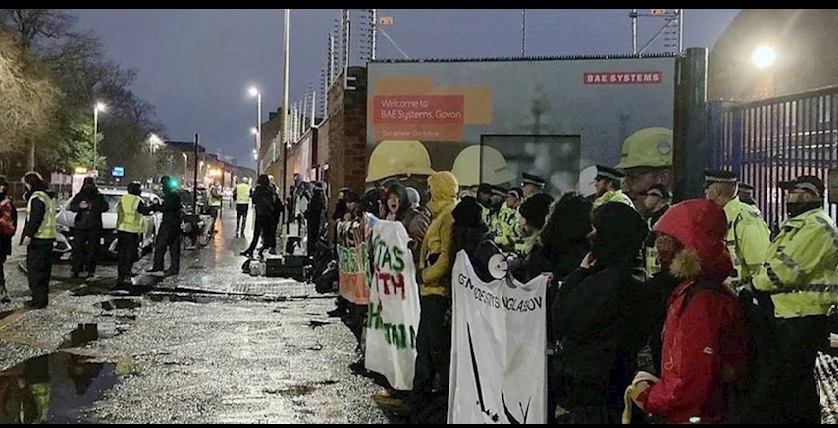 حامیان فلسطین شرکت جنگ افزارسازی انگلیس را محاصره کردند