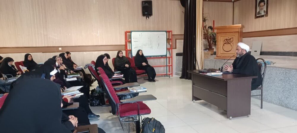 برگزاری دوره تربیت مدرس آشنایی و اُنس کودکان با قرآن در ارومیه برگزاری دوره تربیت مدرس آشنایی و اُنس کودکان با قرآن در ارومیه