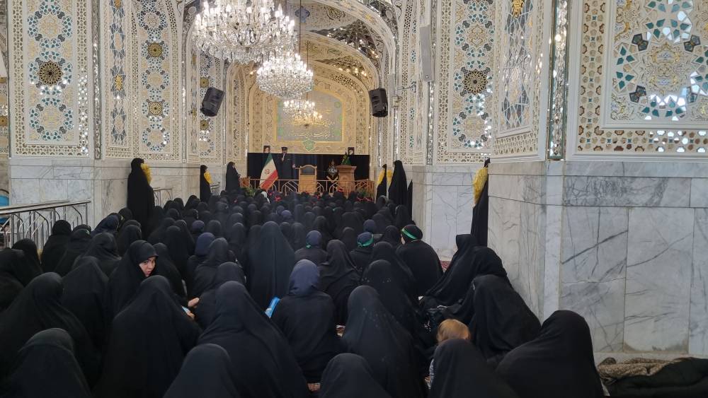 مراسم عزاداری نحن بنات الزهرا (س) در حرم مطهر رضوی مراسم عزاداری نحن بنات الزهرا (س) در حرم مطهر رضوی