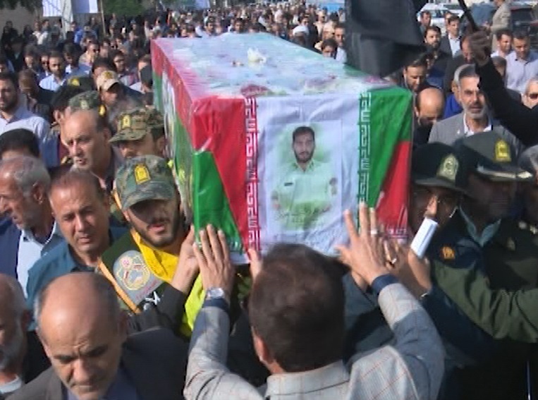 تشییع پیکر پاک شهید مدافع امنیت علی دشت بوری تشییع پیکر پاک شهید مدافع امنیت علی دشت بوری