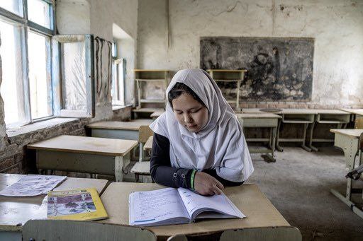 آغاز سال تحصیلی جدید در افغانستان و ادامه محرومیت دختران از تحصیل