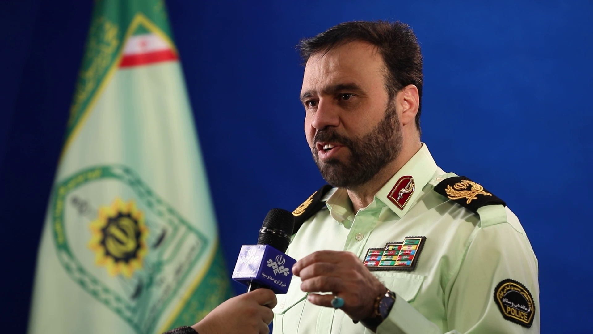 حضور بیش از ۳۰۰ هزار نیروی پلیس در تامین امنیت نوروزی حضور بیش از ۳۰۰ هزار نیروی پلیس در تامین امنیت نوروزی