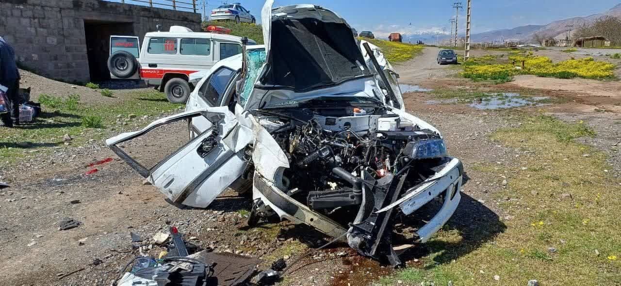 واژگونی یک دستگاه خودروی پرشیا در محور ایواوغلی- خوی با ۵ مصدوم واژگونی یک دستگاه خودروی پرشیا در محور ایواوغلی- خوی با ۵ مصدوم