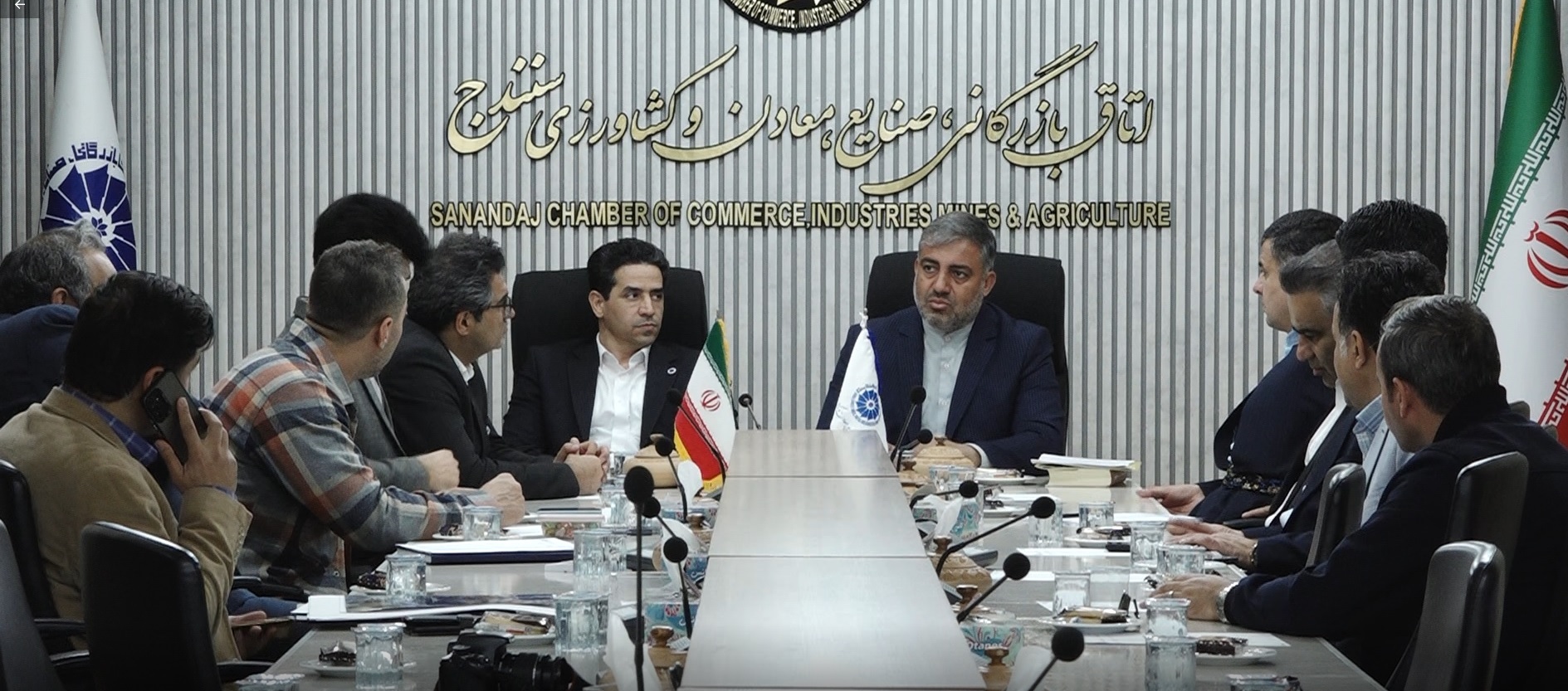 راه اندازی رصدخانه ی تحقق شعار سال در اتاق بازرگانی سنندذج راه اندازی رصدخانه ی تحقق شعار سال در اتاق بازرگانی سنندذج