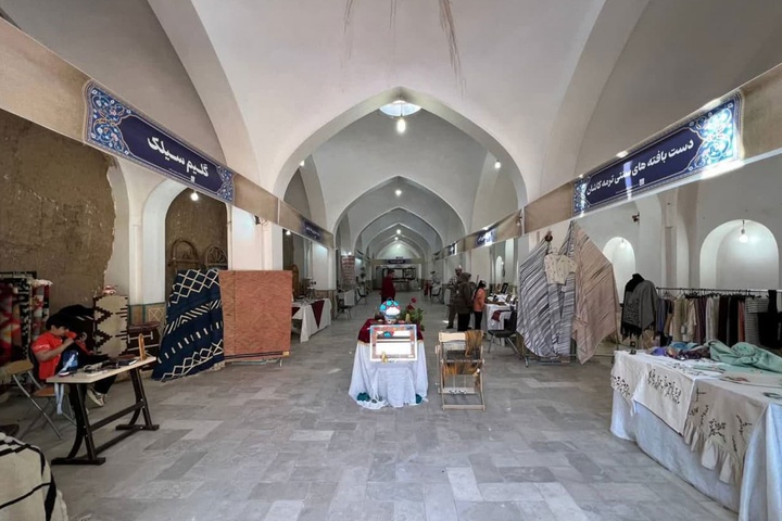 گشایش نمایشگاه نوروزی صنایع‌دستی در کاشان