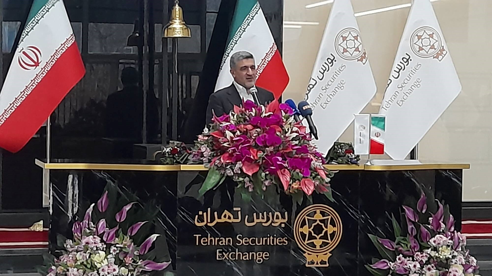 ۱۳ هفته گرم در انتظار بازار سرمایه ۱۳ هفته گرم در انتظار بازار سرمایه