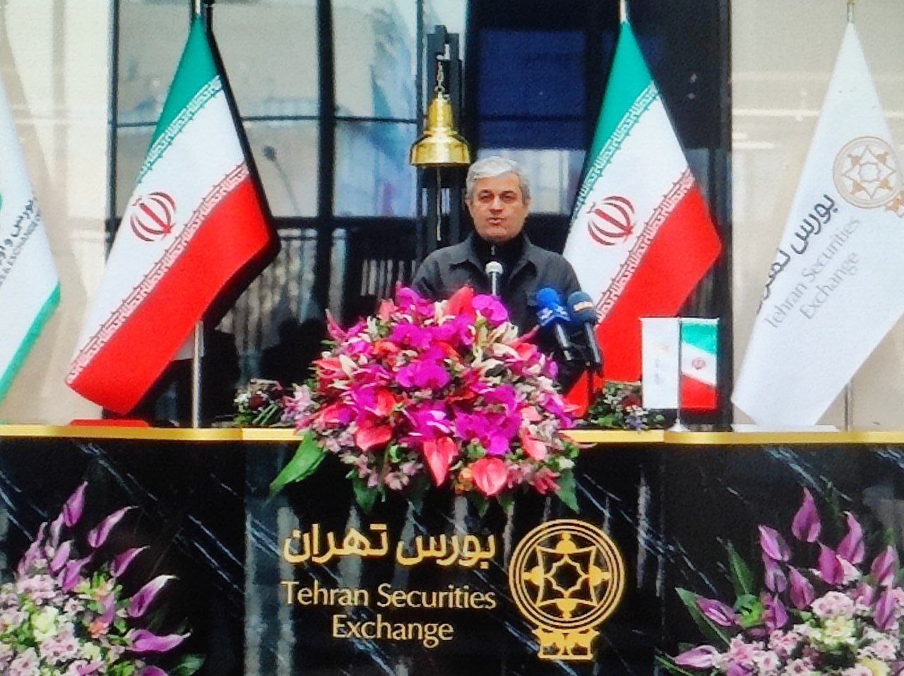 *تاجگردون: مجلس برای حمایت از منافع سهامداران برنامه دارد *تاجگردون: مجلس برای حمایت از منافع سهامداران برنامه دارد