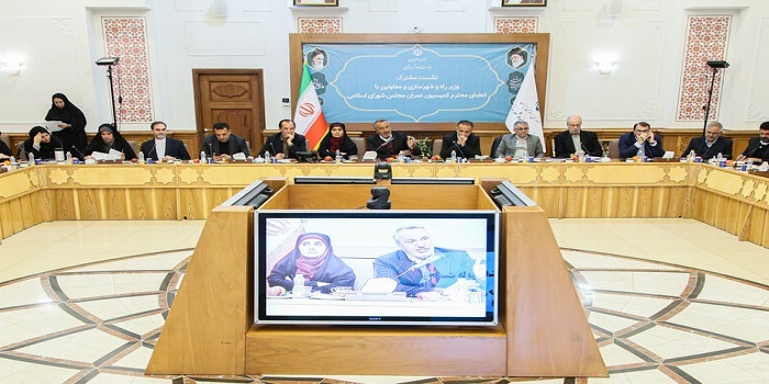 مسکن در مرکز نشست مشترک وزارت راه و کمیسیون ساخت و ساز