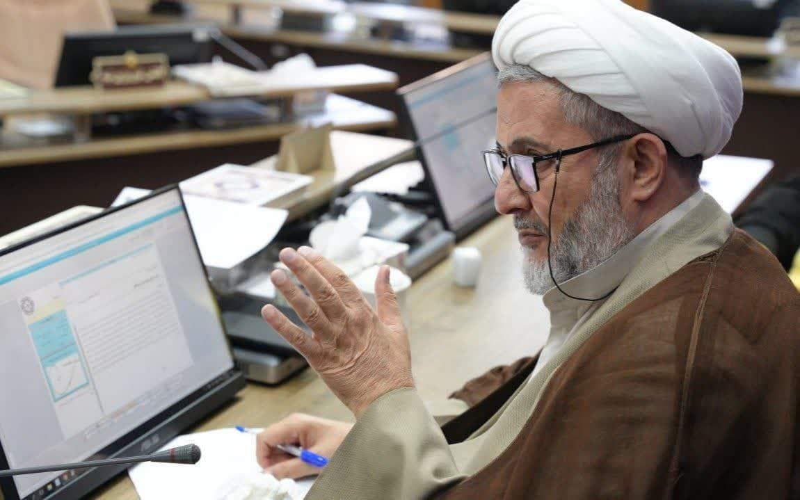 پرداخت رفاهی روز پدر برای پرسنل آقا تصویب شد پرداخت رفاهی روز پدر برای پرسنل آقا تصویب شد