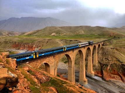 جابجایی بیش از ۲۹۵ هزار مسافر در راه آهن زاگرس