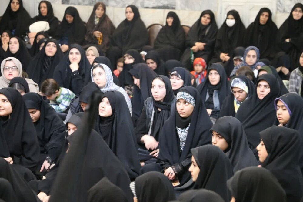 گرامیداشت روز زن در پیرانشهر با تأکید بر نقش برجسته بانوان در جامعه اسلامی گرامیداشت روز زن در پیرانشهر با تأکید بر نقش برجسته بانوان در جامعه اسلامی