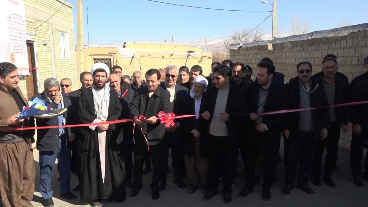 افتتاح همزمان ۱۳ طرح مسکن و آسفالت معابر روستایی در تکاب افتتاح همزمان ۱۳ طرح مسکن و آسفالت معابر روستایی در تکاب