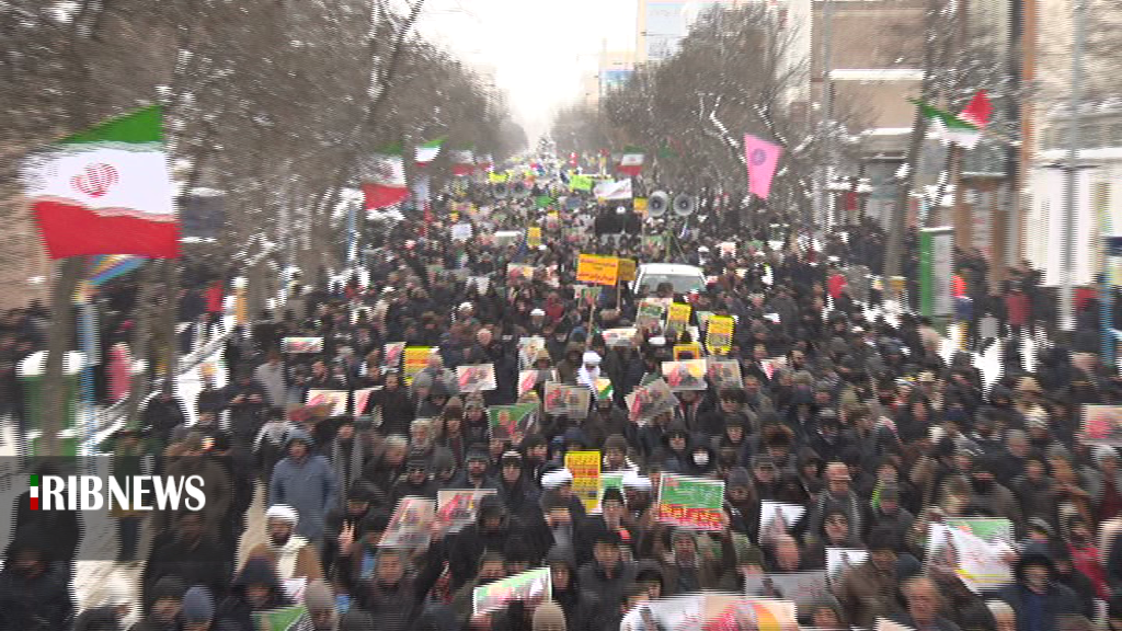 سرمای هوا حریف «حماسه حضور» اردبیلیها در ۲۲ بهمن نشد سرمای هوا حریف «حماسه حضور» اردبیلیها در ۲۲ بهمن نشد