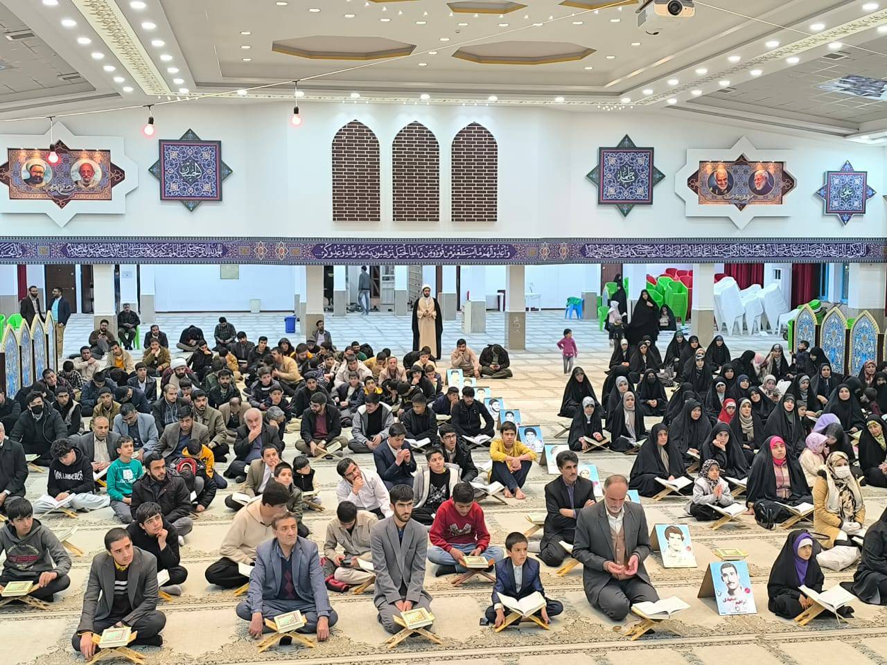 تجلیل از برگزیدگان مسابقات قرآن بسیج شهرستان بویراحمد تجلیل از برگزیدگان مسابقات قرآن بسیج شهرستان بویراحمد