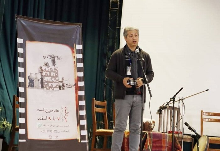 هفدهمین هفته فیلم و عکس مهاباد به کار خود پایان داد هفدهمین هفته فیلم و عکس مهاباد به کار خود پایان داد