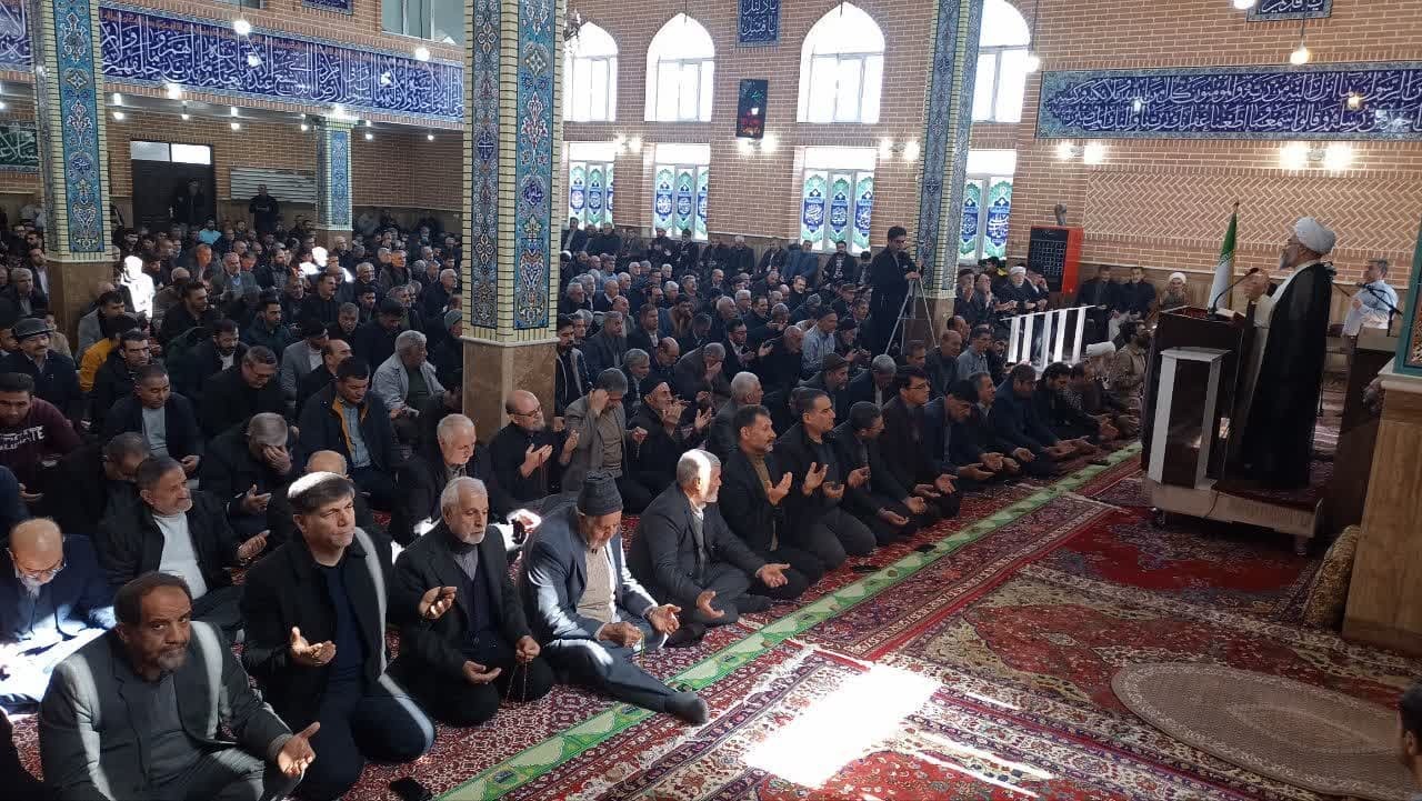 توصیه امام جمعه نقده به بهره مندی مومنان از برکات ماه مبارک رمضان توصیه امام جمعه نقده به بهره مندی مومنان از برکات ماه مبارک رمضان