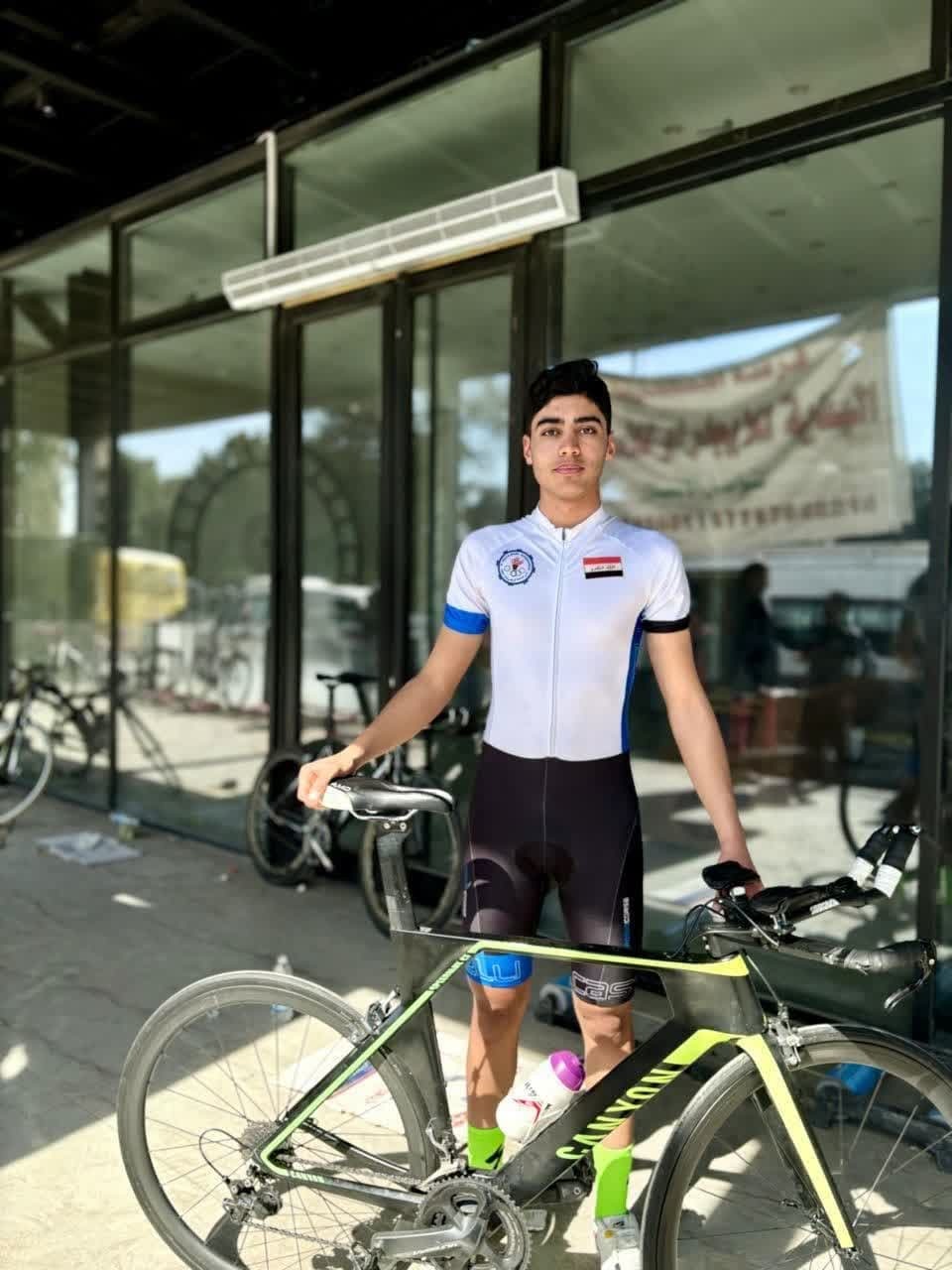 محمد متین راعی راهی عراق شد محمد متین راعی راهی عراق شد