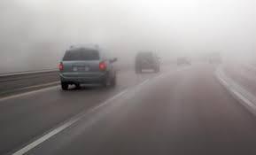 مه آلودگی و لغزندگی در برخی محورهای استان زنجان مه آلودگی و لغزندگی در برخی محورهای استان زنجان