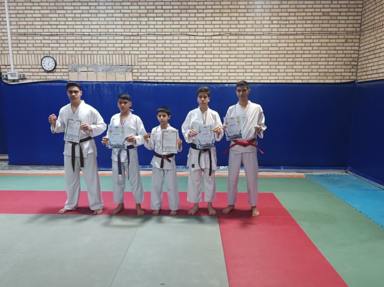 جوانان ورزشکارجغتای، افتخار آفرینی در سایه کمبود امکانات جوانان ورزشکارجغتای، افتخار آفرینی در سایه کمبود امکانات