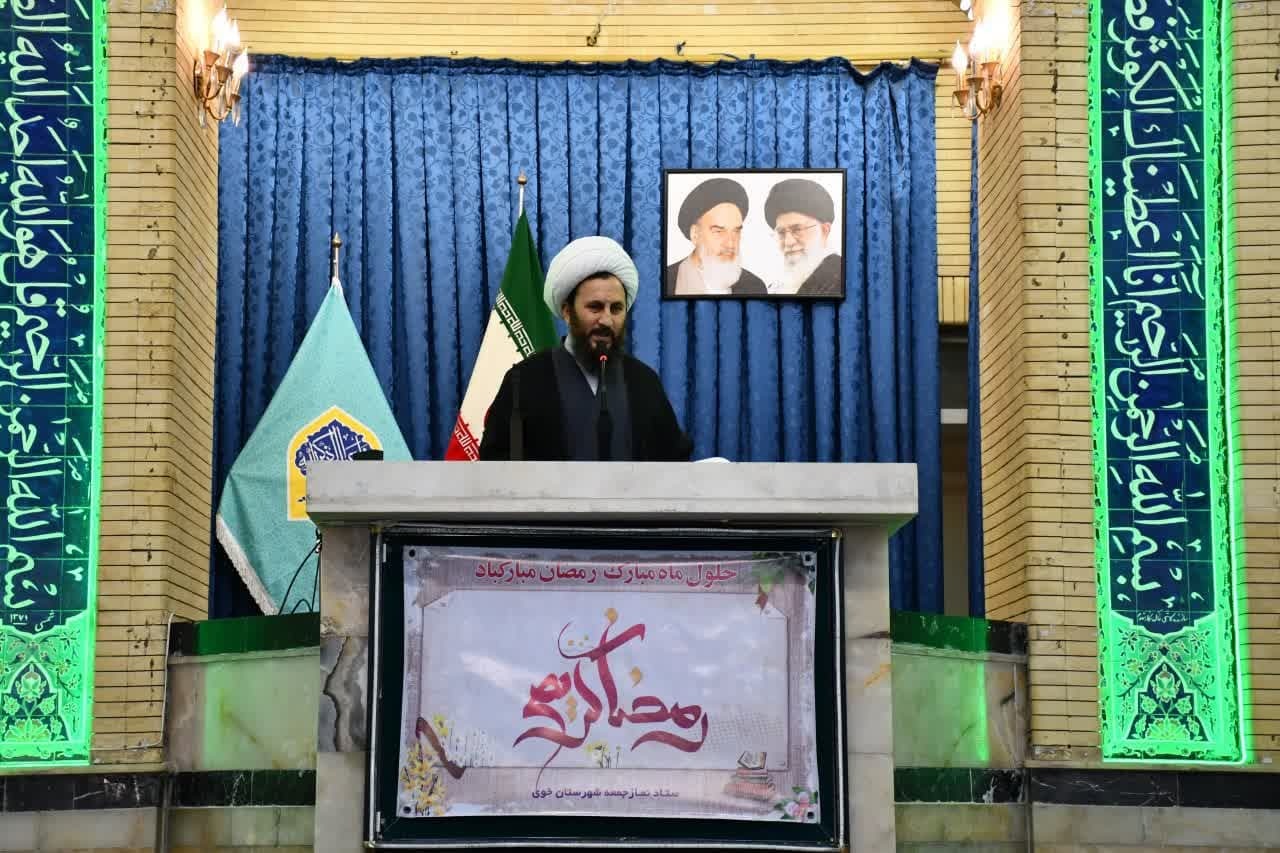 لزوم  استفاده از افراد متعهد و کاردان در مسئولیتهای مهم لزوم  استفاده از افراد متعهد و کاردان در مسئولیتهای مهم