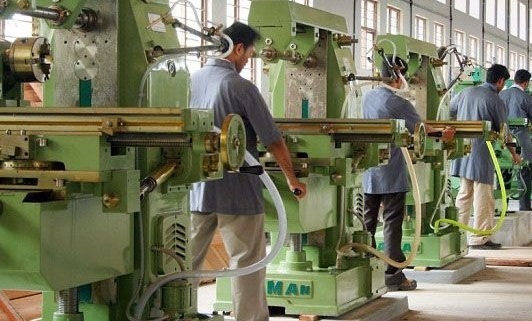 ماندگاری بیش از ۲۷۹ هزار نیروی کار در چرخه تولید در خوزستان