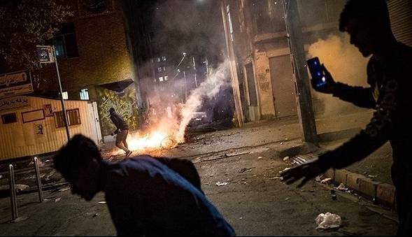 ۱۰ مصدوم بر اثر حوادث چهارشنبه سوری در دزفول ۱۰ مصدوم بر اثر حوادث چهارشنبه سوری در دزفول