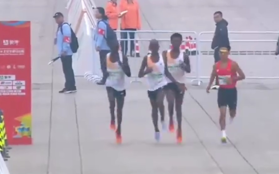 تبانی در دو ماراتن چین لو رفت تبانی در دو ماراتن چین لو رفت