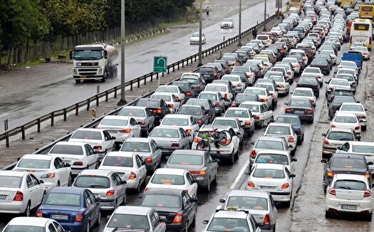 ترافیک سنگین در بیشتر محور‌های مواصلاتی کشور